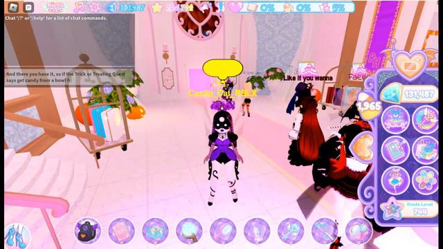 Trick or Treat Campus Quest- Royale High Office and Classrooms смотреть онлайн