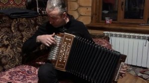 У церкви стояла карета.