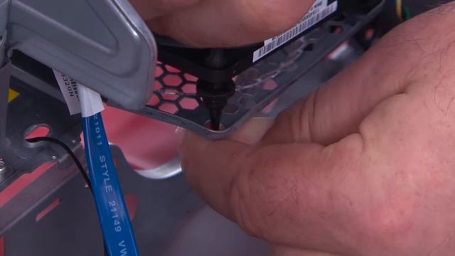 ThinkCentre M73 / E73 / M72e Small Form Factor Desktop - System Fan Assembly Replacement смотреть онлайн