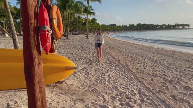 Софья Исаева -"Школа я вернусь" смотреть онлайн