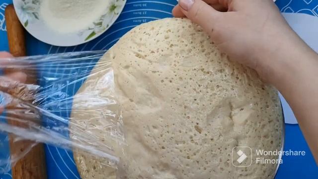 Мега пышные сдобные булочки с вишней. смотреть онлайн