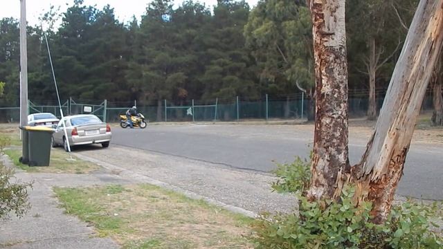 K1 GSXR 750 short power wheelie смотреть онлайн