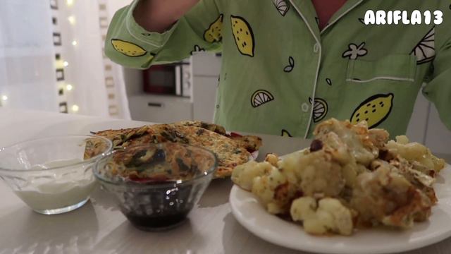 리얼먹방: Russian FOOD Драники  Запеченая цветная капуста   Завтрак  REAL SOUNDASMR MUKBANG 