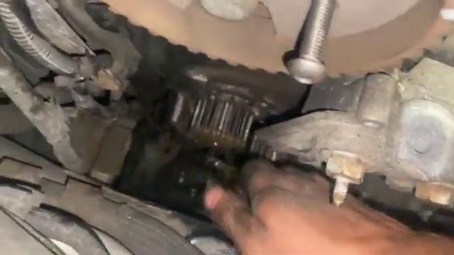 Ford Mondeo 2.0 TDCI Timing belt kit & water pump replacement смотреть онлайн
