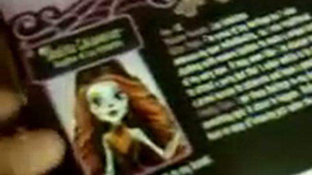 Monster high Скелита розпаковка и обзор смотреть онлайн