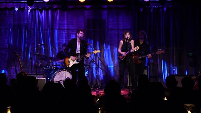 Striking Matches Perform ‘Hanging on a Lie” | Fender смотреть онлайн