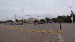 Симферополь. Перрон ж-д. вокзала- остановка и кассы троллейбусов до Алушты и Ялты. 18.10.2020