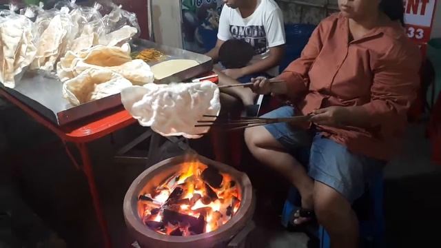 Как в Тайланде пекут лепёшки смотреть онлайн