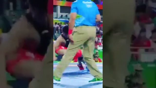 Акжол Махмудов vs Рома Власов смотреть онлайн