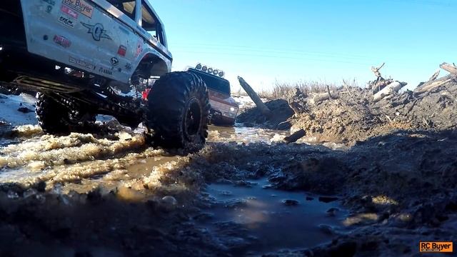 Трофи, G-Made Sawback, Axial Wraith Spawn и Vaterra Blazer смотреть онлайн