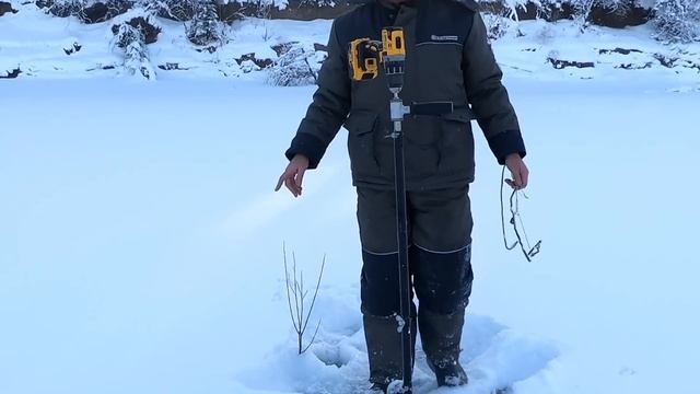 СУДАК и ХИЩНЫЕ РЫБЁХИ на зимней рыбалке. смотреть онлайн