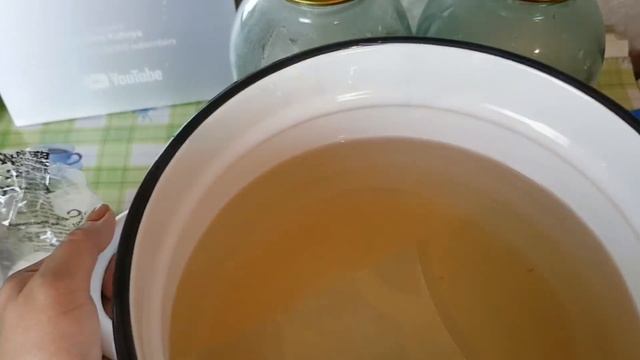 Абрикосово-кизиловый компот на зиму. Цыганка готовит. Gipsy cuisine.? смотреть онлайн