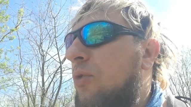 купил кеды как у полицейского с рублёвки и накидался креплённым пивом смотреть онлайн
