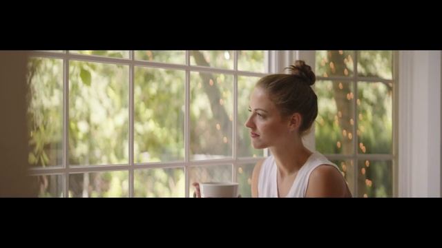 Working From Home | Vazen FF 85mm T2.8 1.8x Anamorphic + Sony FX9 смотреть онлайн