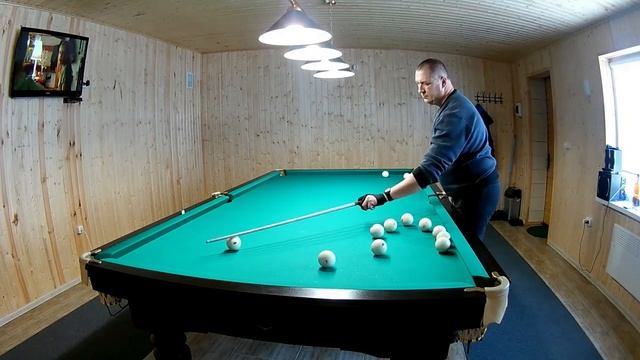 Бильярд дома. Учусь играть чужие шары... Пока без выходов. Просто на забитие. смотреть онлайн