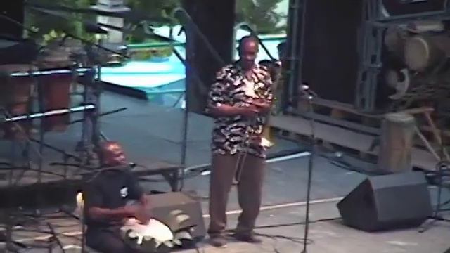 Madou Djembe and Trombone смотреть онлайн