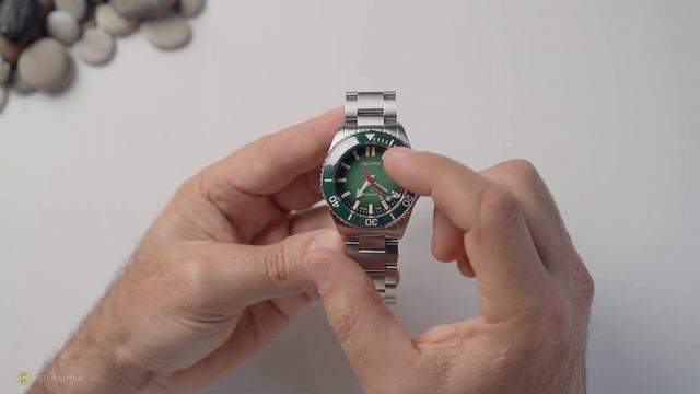 Aquatico Super Ocean (SW200) T100 Tritium Watch