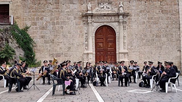 La Perla - Marcia Sinfonica - G. Minafra - Complesso Banda di Introdacqua смотреть онлайн