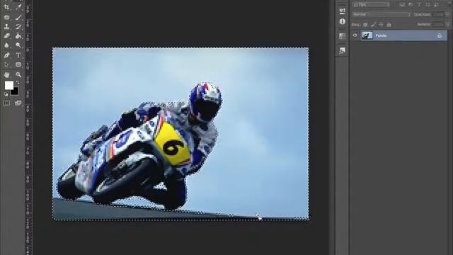 05 Photoshop · Ejercicio 06 duplicar moto - Añadir varias selecciones con herramientas смотреть онлайн