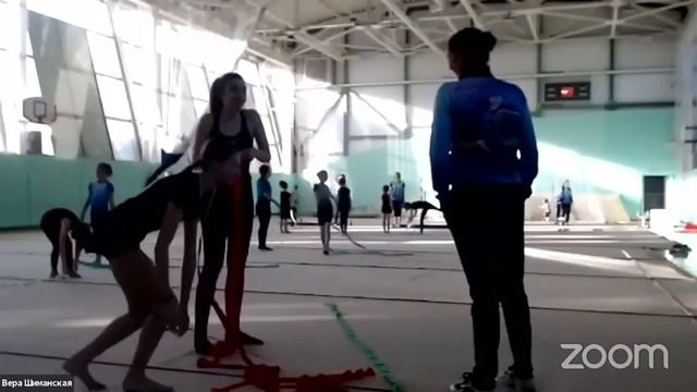 Вера Шиманская. Художественная гимнастика - тренировка в зале. смотреть онлайн