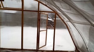 Теплица из полипропиленовых труб и пленка светлица.