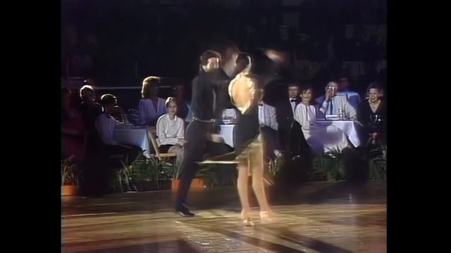1992 Donnie Burns and Gaynor Fairweather Samba смотреть онлайн