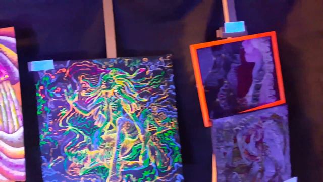 Светящиеся картины Оксаны Красовой смотреть онлайн