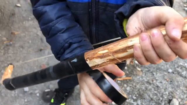 ЛУК из обычной ветки . Детская самоделка игрушка смотреть онлайн