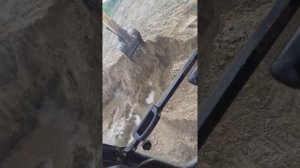 Эсковатор Komatsu 220 кабина