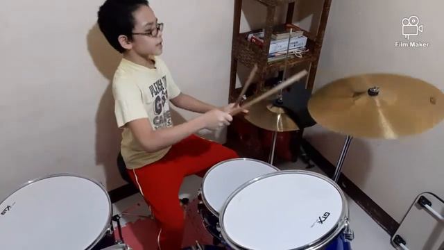 Nirvana- Smells like teen spirit - Drum cover смотреть онлайн