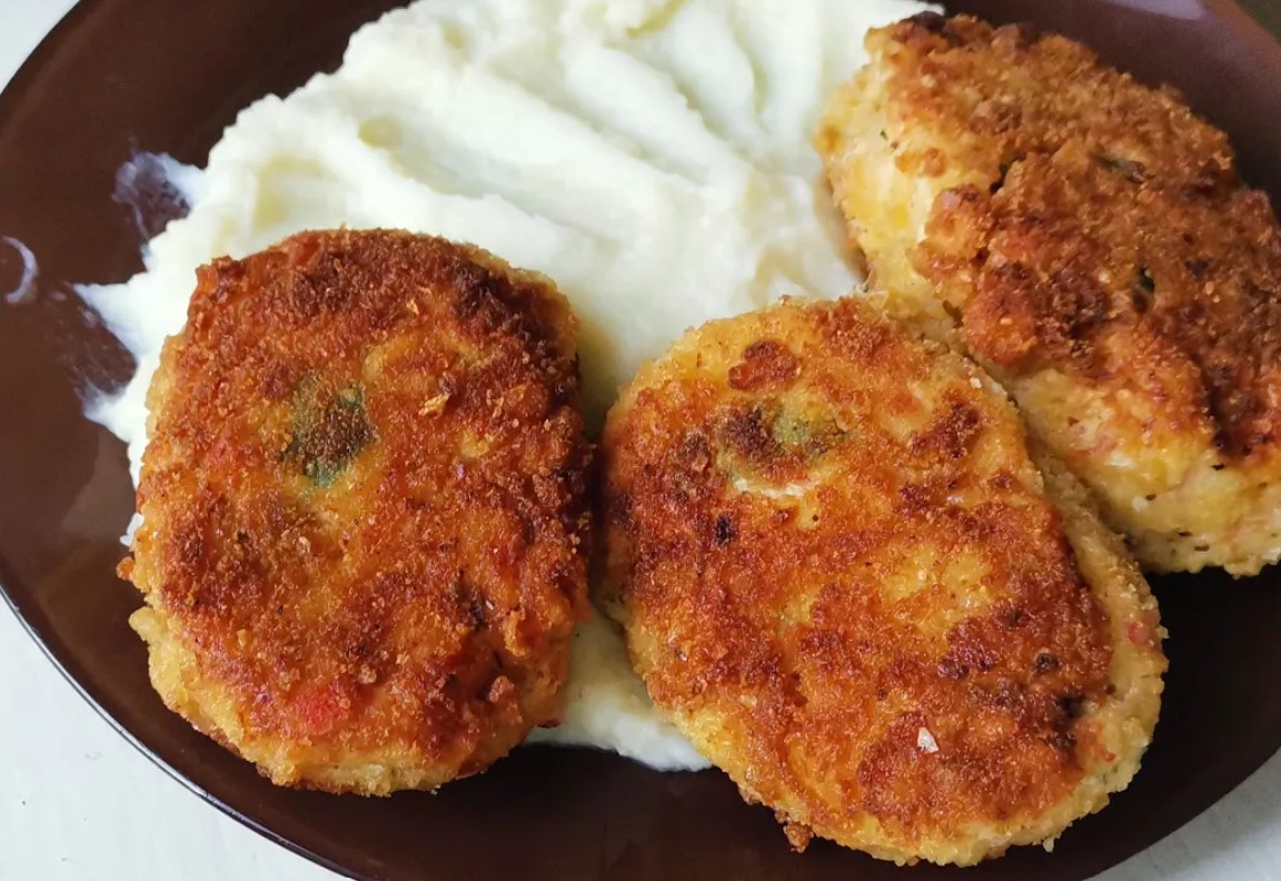 КРАБОВЫЕ КОТЛЕТЫ! Котлетки из крабовых палочек с сыром. Рецепт из крабовых палочек. Рецепт котлет