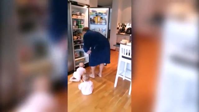 Когда в доме двойня смотреть онлайн