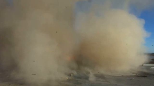 Moff Gideon destroys SpaceX starship смотреть онлайн
