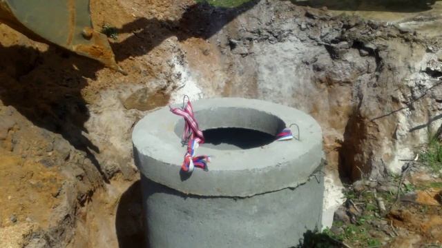 Монтаж крышки ж/б колодца смотреть онлайн