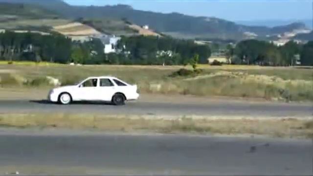 CARBATERA Club Ford Sierra circuito Miranda de Ebro drift смотреть онлайн
