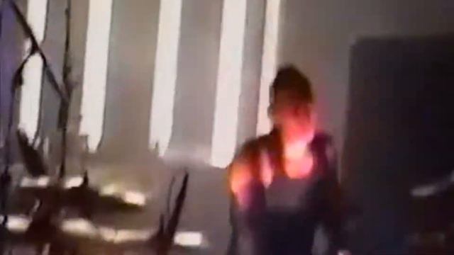 [03] Rammstein - Links 234 (Hammerstein 18-07-2001), New York, USA смотреть онлайн