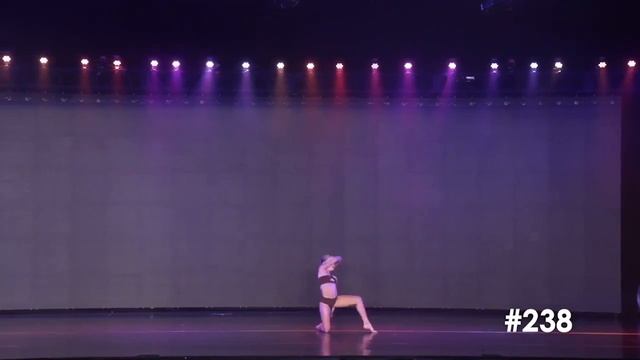 Lainey Hess - Between These Hands