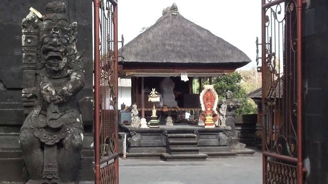 Храм Пура Бесаких – "мать храмов", главная святыня Бали.Индонезия(3часть) смотреть онлайн