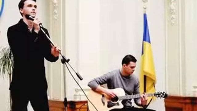 Віталій Ковіан і Павло Кучер - Дівчина Із Іншого Життя [Океан Ельзи Acoustic Cover] смотреть онлайн