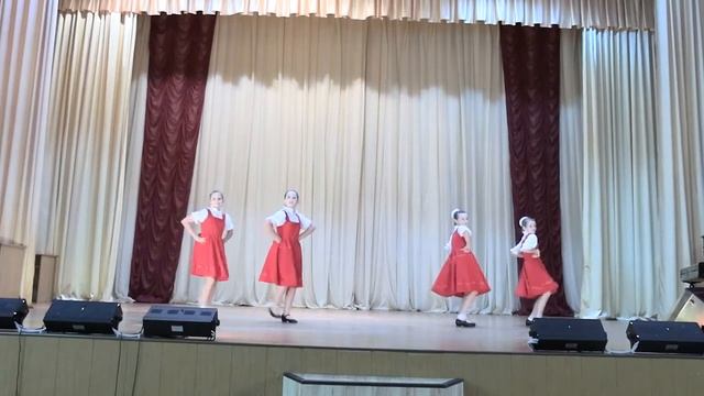 Хор. колл. "Карусель" ДШИ с. Ездочное 10 -12 лет. "Плясовая" смотреть онлайн