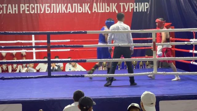 Бокс Турнир 08.05.2023. 3-раунд 57-кг Біржан Жақыпов - Сыдықов Тұрсынбек смотреть онлайн