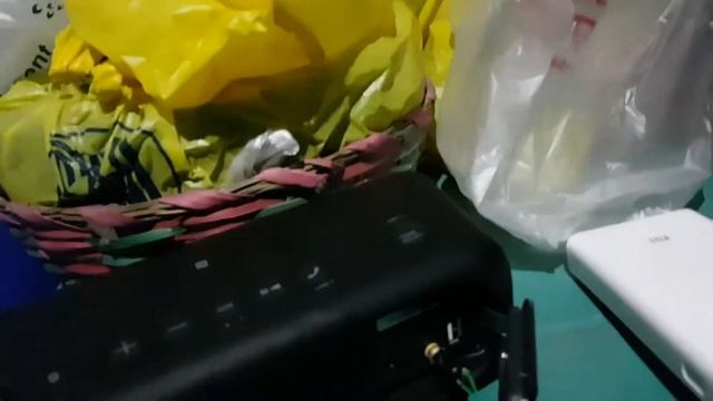 How to power up and charge the Sony XB30 bluetooth speakers using any portable power bank смотреть онлайн