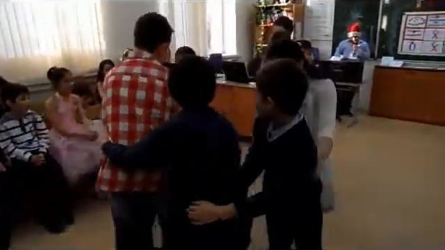 новогодняя игра крестики нолики смотреть онлайн