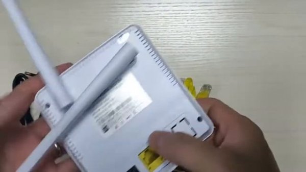 Wi-Fi-роутер с поддержкой сим-карт 4G, LTE, CPE, с двумя внешними антеннами, дисплей порт WAN