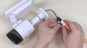 Уличная камера наблюдения на солнечных батареях KERUI .  Никаких проводов