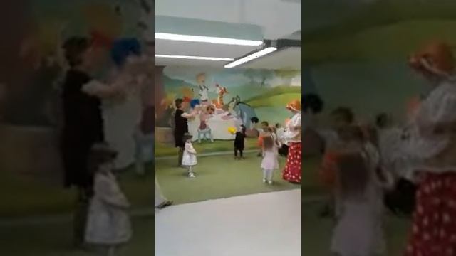 Продолжение проекта на тему: "День рождения цветочка" - Первая младшая группа смотреть онлайн
