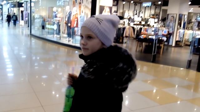 Торговый Центр " Коллаж ".Гуляем и ужинаем . смотреть онлайн