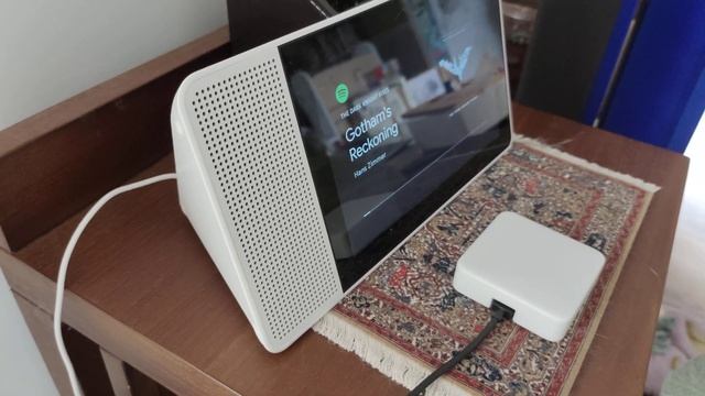 To play the music on the speaker group. смотреть онлайн