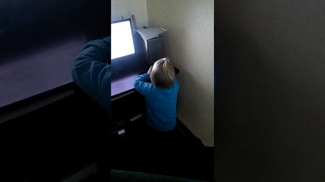 Эксплуатация детского труда. Вытираем пыль смотреть онлайн