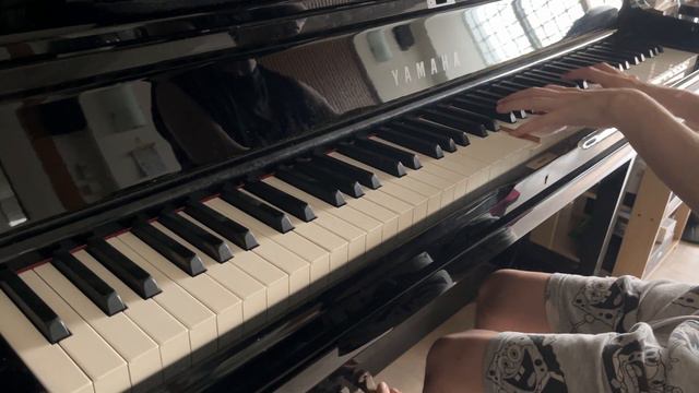 KikuoHana - Hitogawari (ヒトガワリ) Piano Cover смотреть онлайн